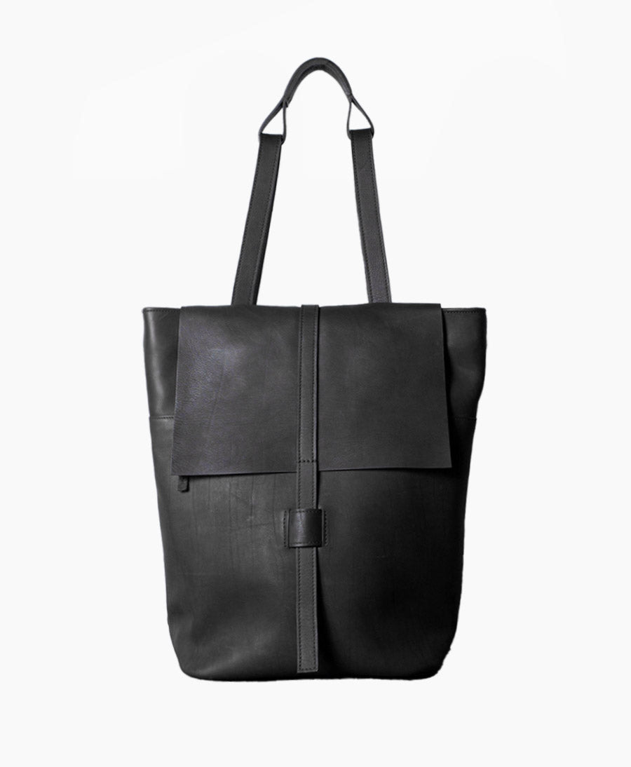 Tesris Rucksack & Tasche aus Leder mit Überschlag - Schwarz