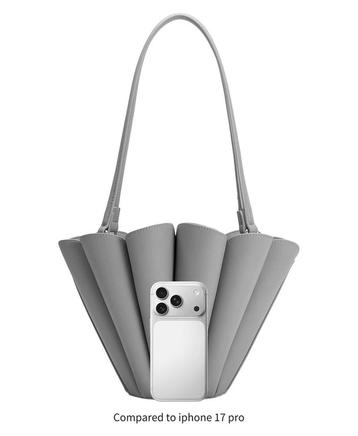 Schultertasche SHELLIE aus veganem Leder - Hellbeige