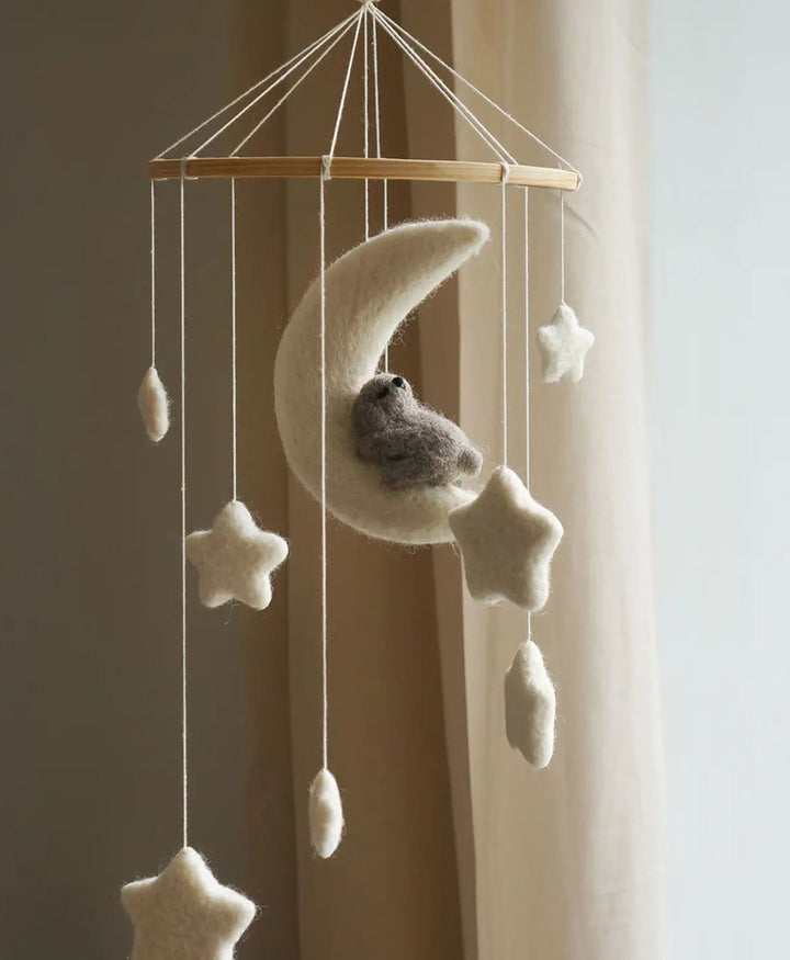 Baby Mobile aus Filz - Mond mit Hase