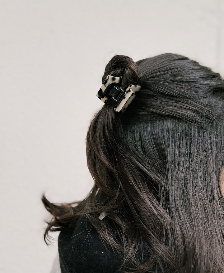 Haarklammer CLEO (S) aus Acetat - Helles Tortoise