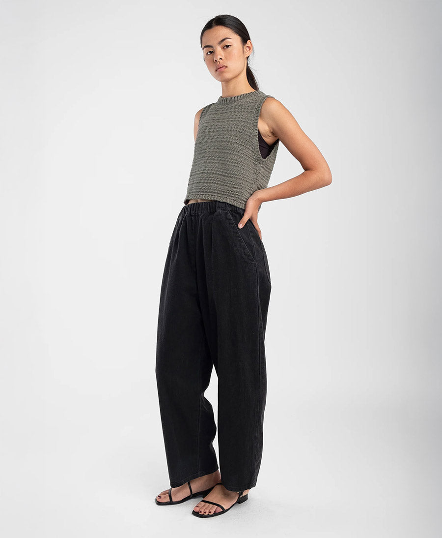 Kurzes Stricktop Ribbon Tank - Fog Green