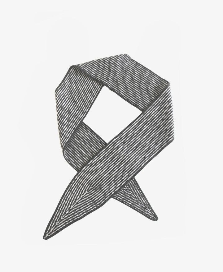 Kleiner Gestrickter Schal / Foulard aus Kaschmir - Grau gestreift