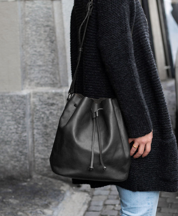 Schwarze Bucket Bag - Secondhand - PARK - clomes