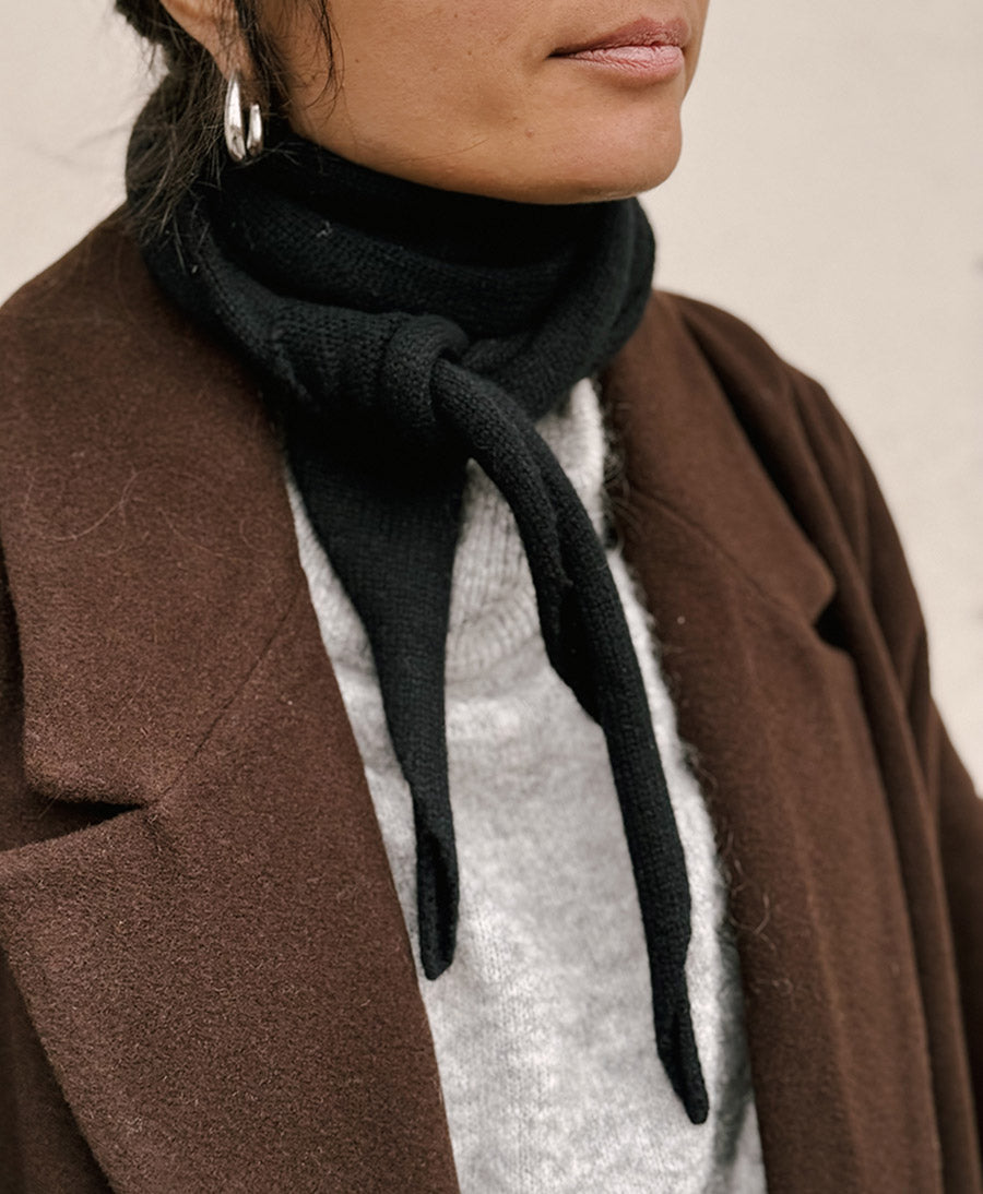 Triangel-Strickschal / Bandana aus Kaschmir - Schwarz