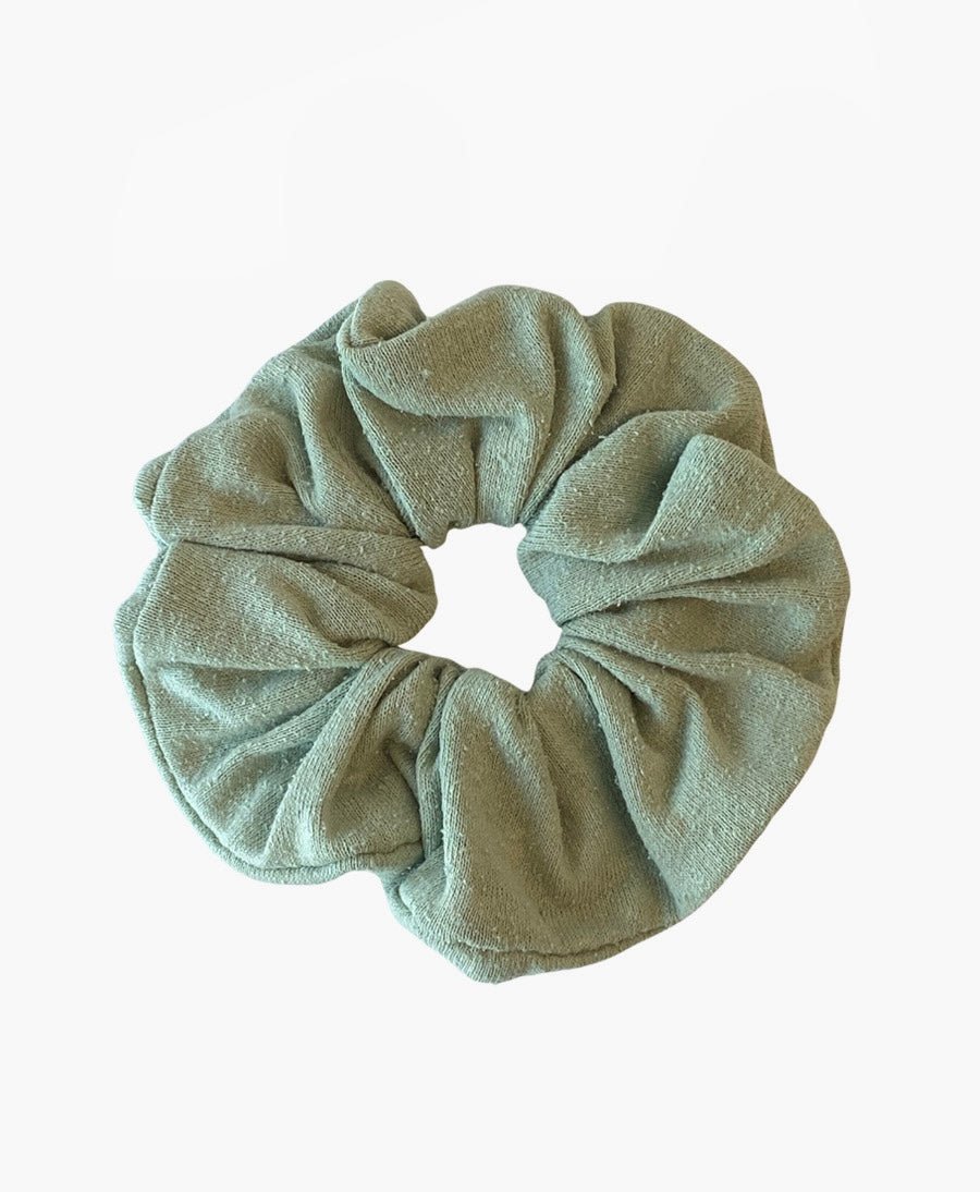 Grosses Scrunchie aus Bourette Seide - Salbei - Clomes - clomes