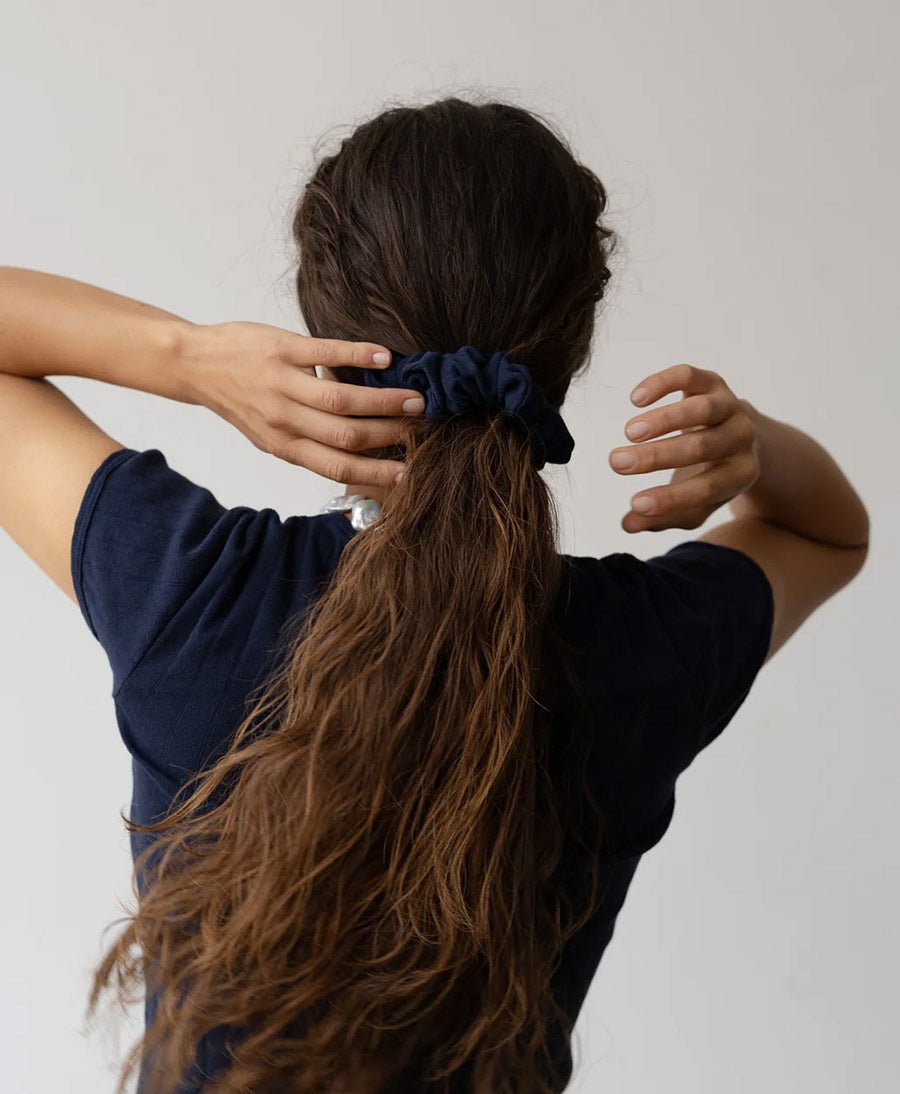 Scrunchie "The Pointelle" - Navy - DONNI. - clomes