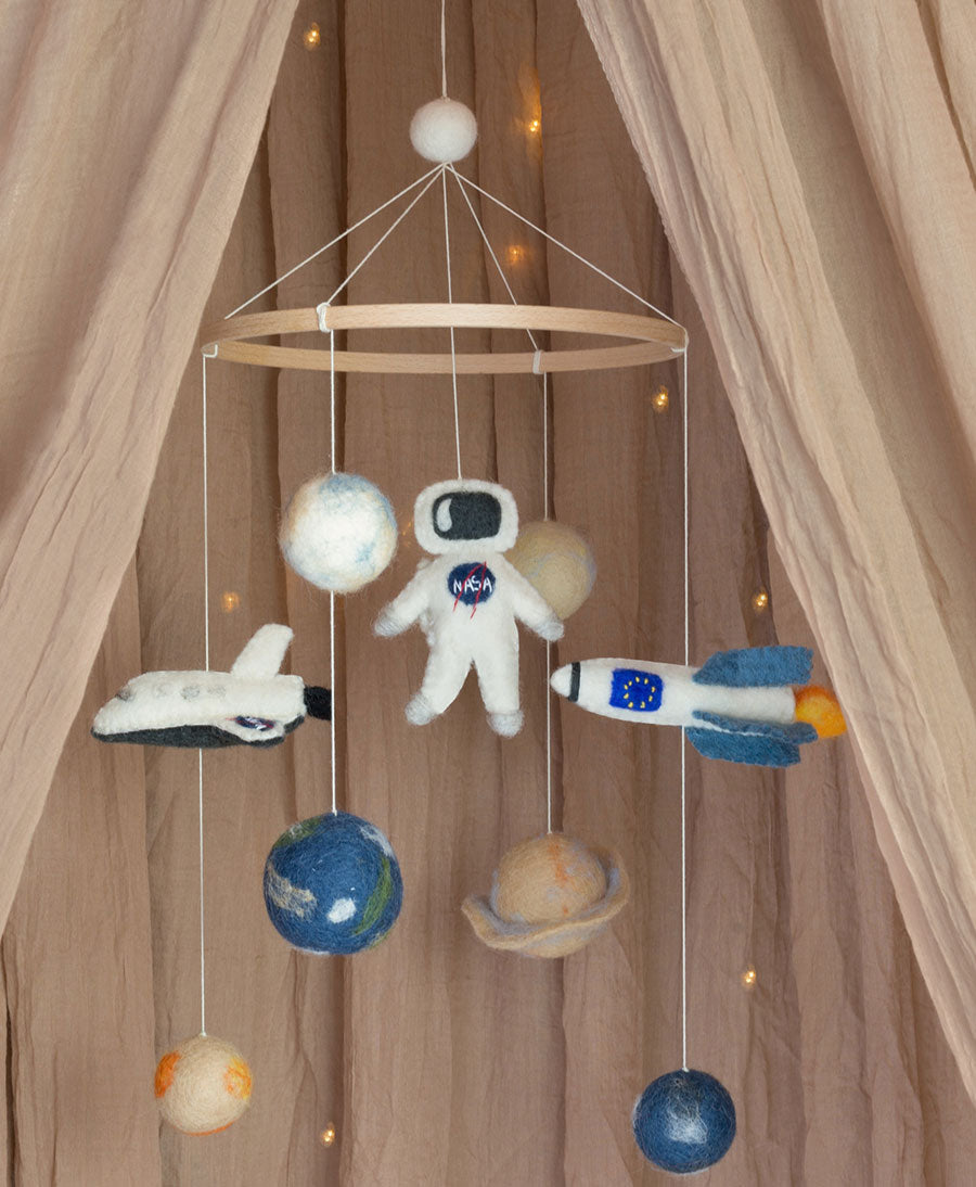 Baby Mobile aus Filz - Weltall