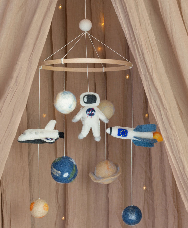 Baby Mobile aus Filz - Weltall
