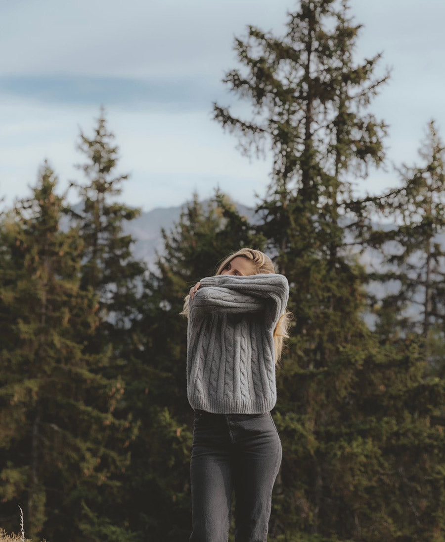 Strickpullover - Cable Knit Sweater - Kaschmir - Grau