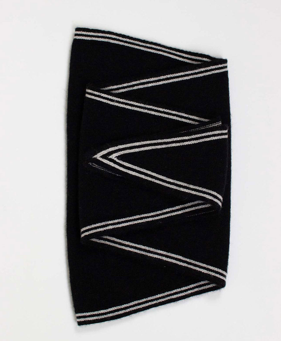 Kleiner Gestrickter Schal / Foulard aus Kaschmir - Schwarz / Weiss