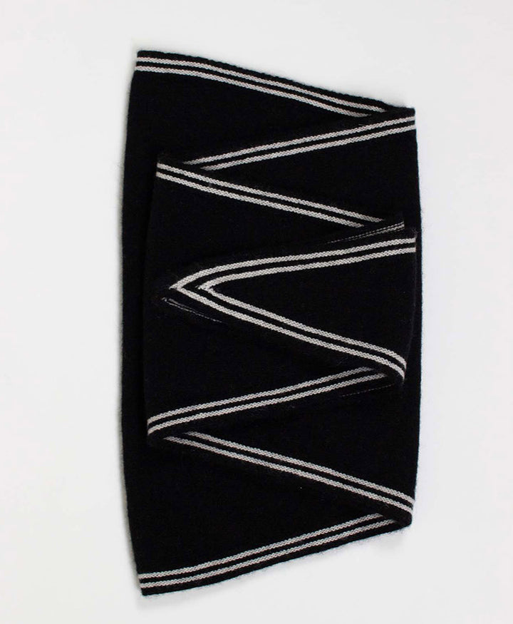 Kleiner Gestrickter Schal / Foulard aus Kaschmir - Schwarz / Weiss