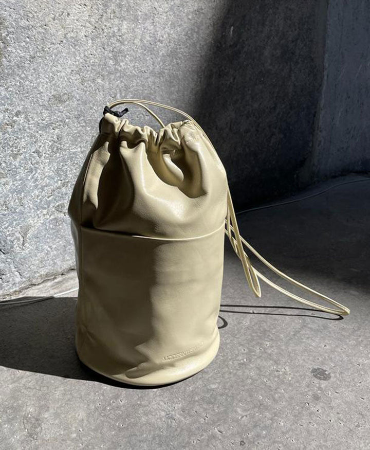 Tasche "Drawstring Slouch Pocket Bucket" - Lammleder, pastellgrün - Modern Weaving - clomes