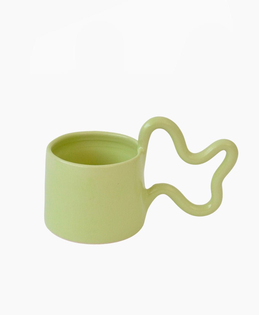 Tasse aus Keramik - Wiggle Mug Hellgrün - Florence Mytum - clomes