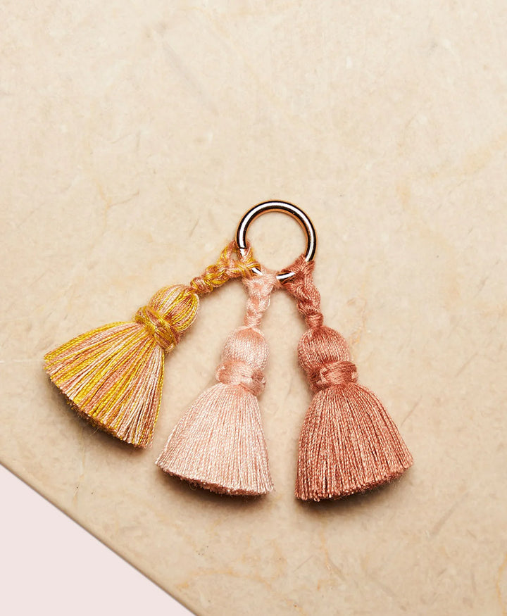 Schlüsselanhänger Tassel Trio SHOUSHA - Rose, Salmon, Snapper
