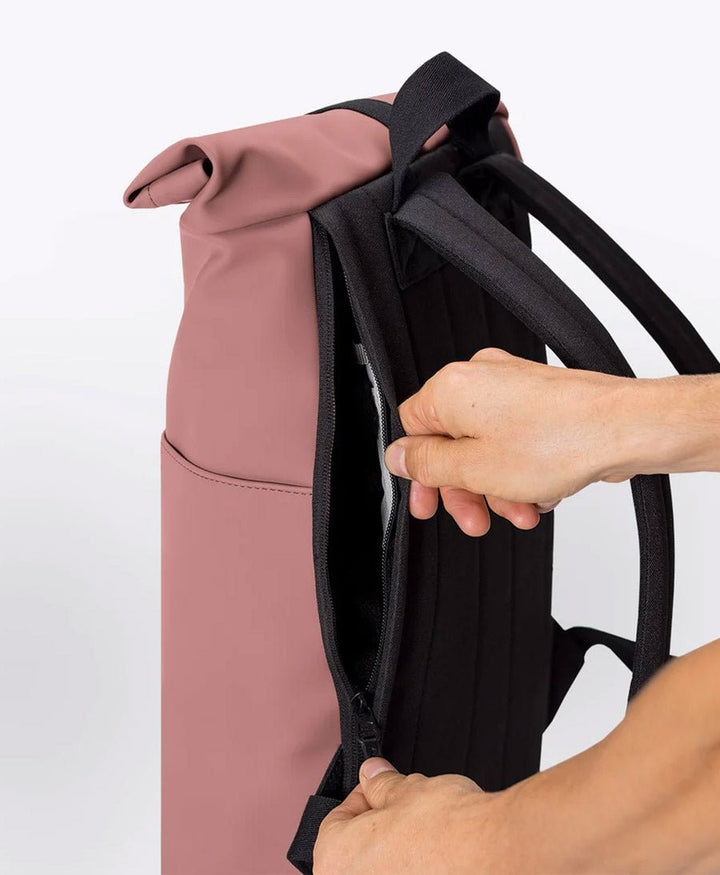 Veganer Rucksack "Hajo Mini" Infinity Dark Rose - Ucon Acrobatics - clomes