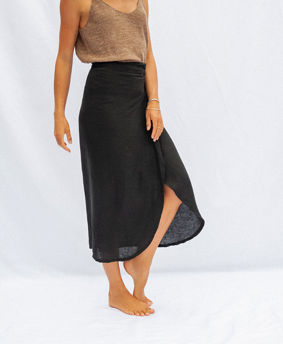 Wrap Skirt Rio - Wickelrock aus schwarzer Leinen - Black - JUNGLE FOLK - clomes