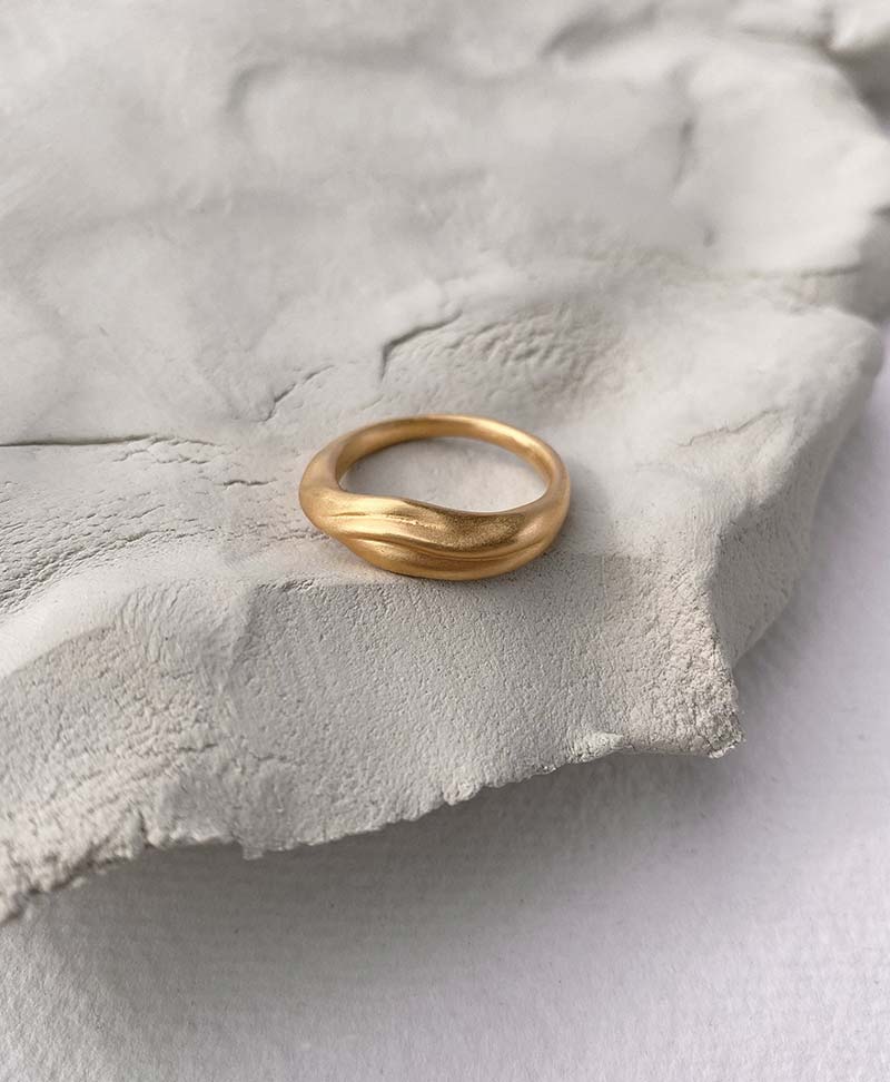 Ring "YERERA" small vergoldet