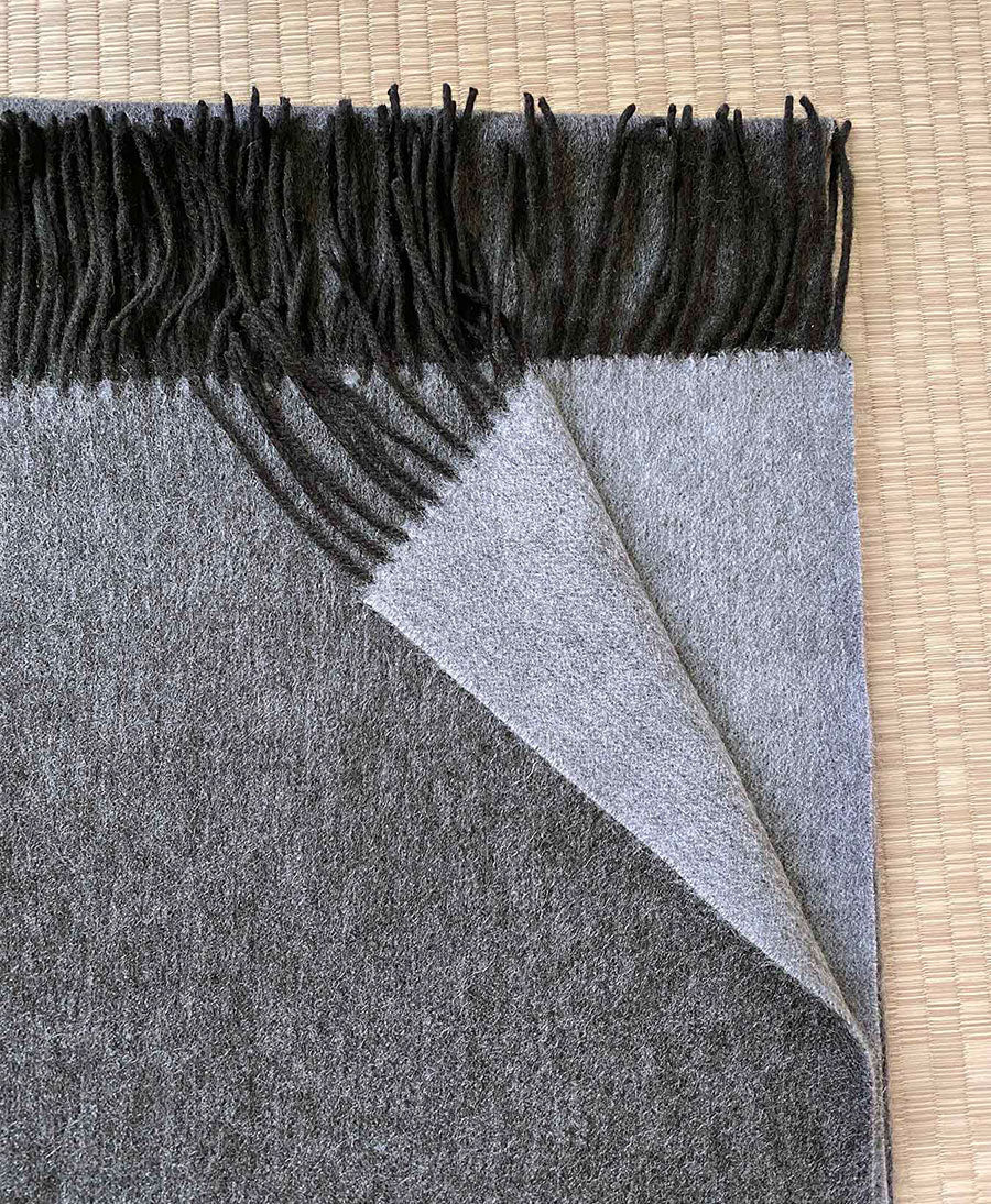 Zweifarbiger Schal / Halstuch aus Kaschmir - dunkelgrau