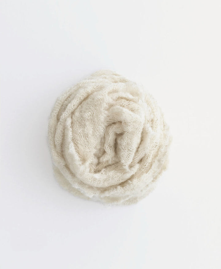 Schal aus Wolle - WOOL CLOUD - bone