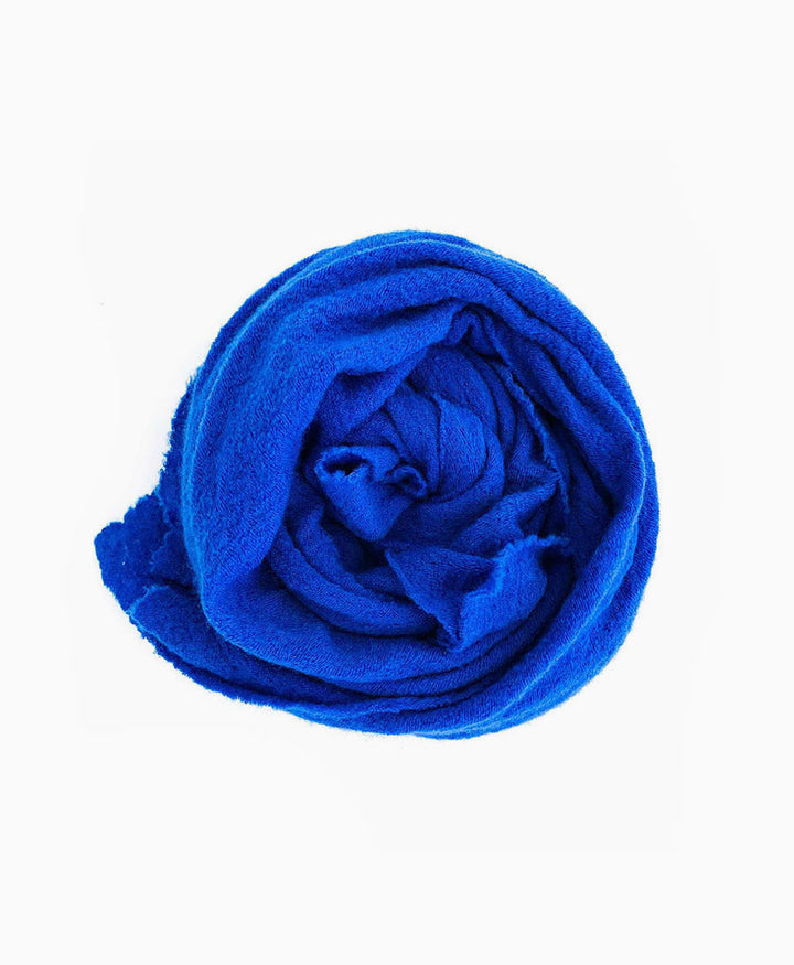 Schal aus Wolle - Medium WOOL CLOUD - Königsblau