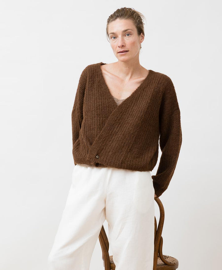 Leichter Strick-Wickelcardigan VEGA - Braun