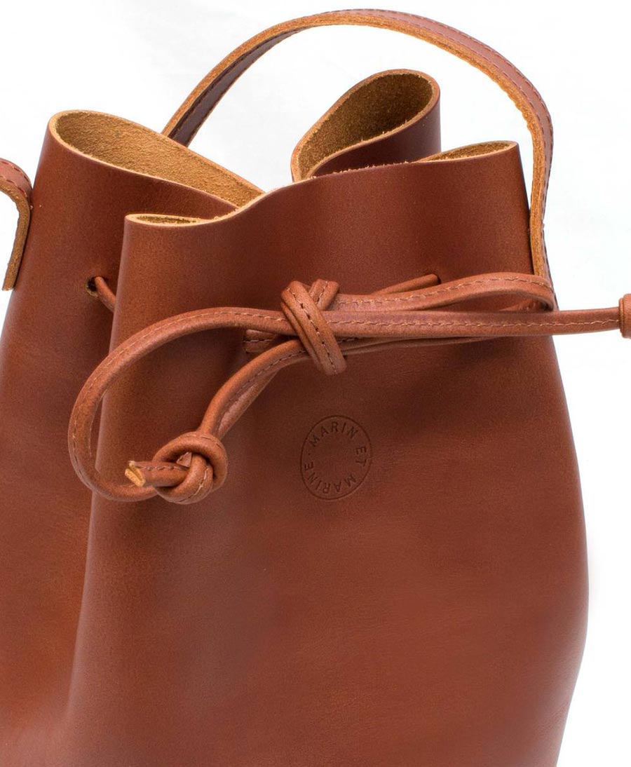Bucket Bag aus Leder - Cognac