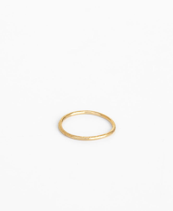 ESSENTIALS Thin Ring (matt) vergoldet