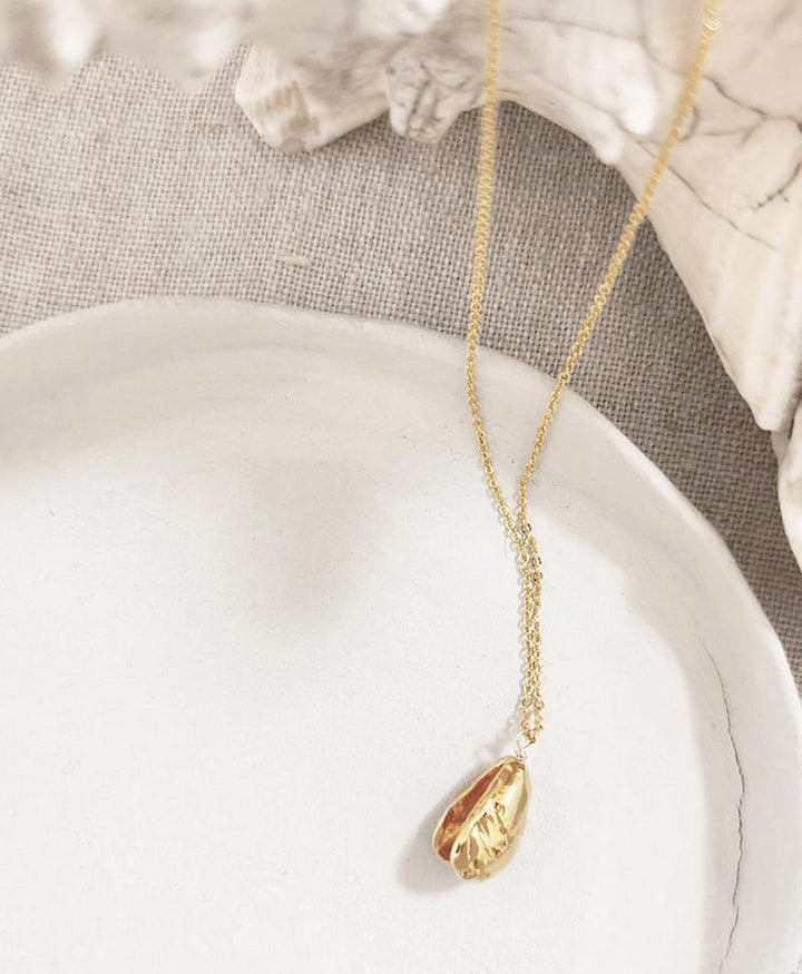 Halskette "Ondine" vergoldet mit Glasperle