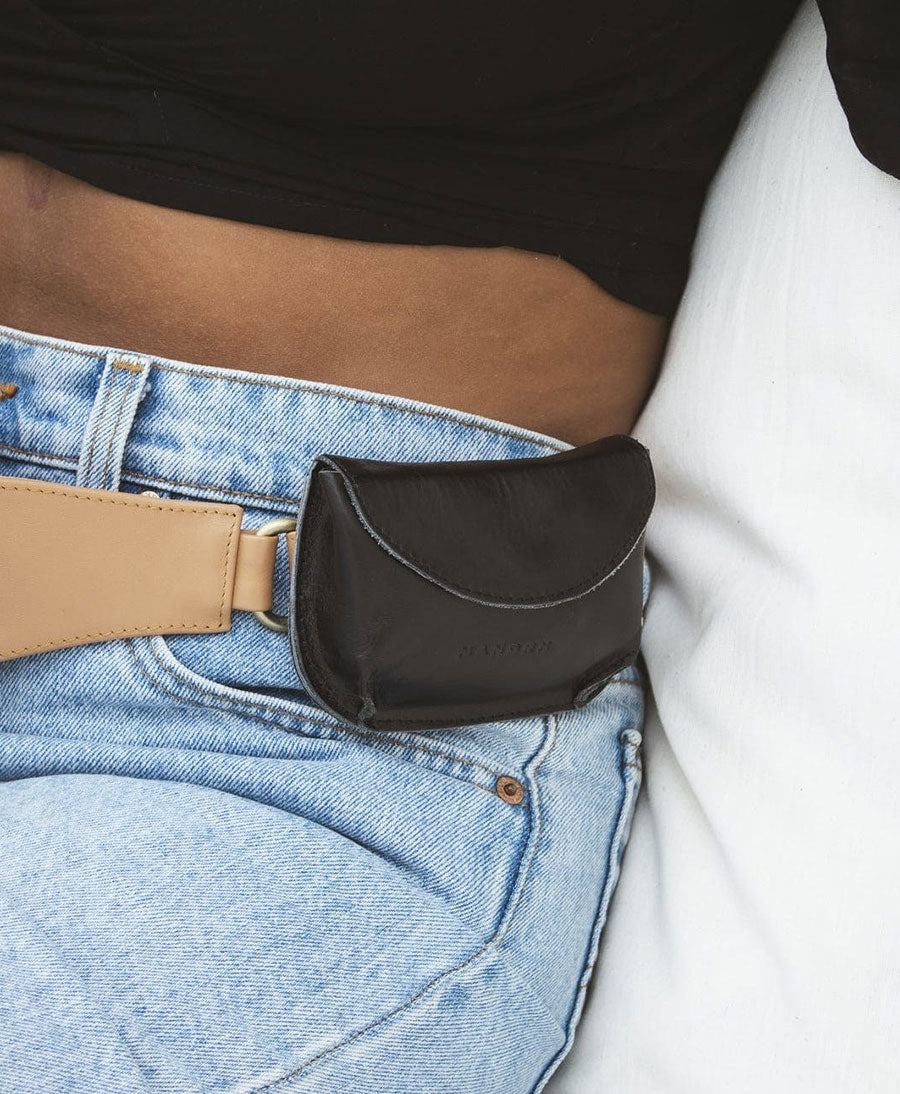 Kleines Portemonnaie aus schwarzem Leder - Billie Wallet Black